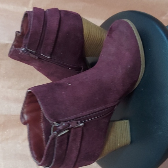 Low cut boots - Picture 5 of 6